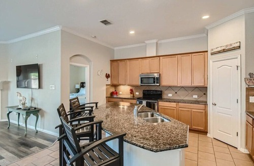 Little Elm House | 4BR Family Retreat w/Backyard and Games!