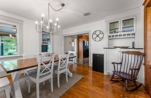 Browerville House | 4BR Farmhouse Retreat on 10 Acres
