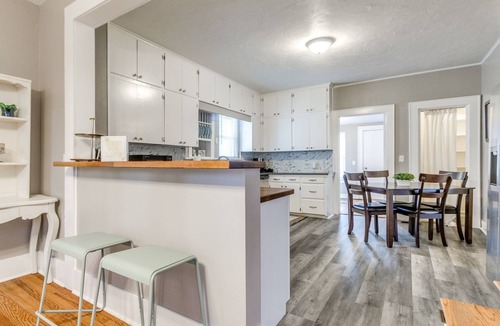Edmond House | 4BR for Rent in Edmond | Near UCO | Plus Hot Tub