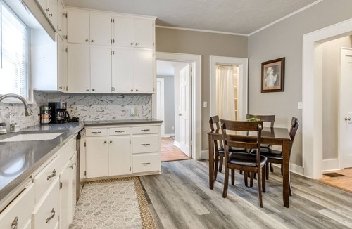 Edmond House | 4BR for Rent in Edmond | Near UCO | Plus Hot Tub