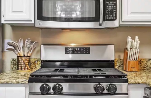 Frisco House | 4BR Frisco Retreat Near Universal Kids Resort & World Cup Venues + BBQ & Firepit