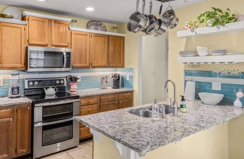 Fayetteville House | 4BR Game-Day Retreat - Foosball & Fire Pit