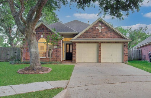 Missouri City Villa | 4BR Getaway w/Patio, BBQ & Private Yard
