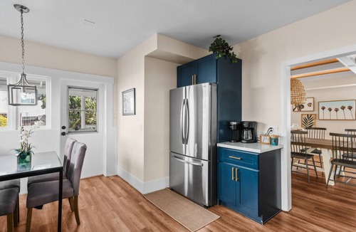 University Heights House | 4br Hillcrest Craftsman|Huge Backyard + Parking