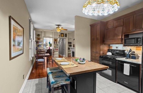 Harrisburg - Hershey House | 4BR Historic Shipoke Home | Walk to Capitol