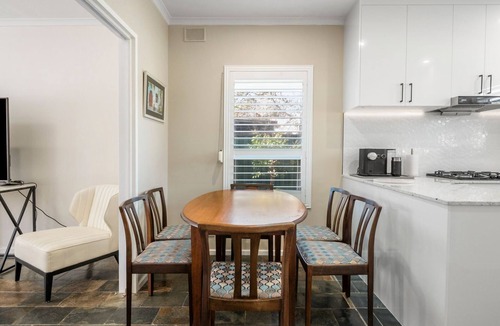 Adelaide House | 4BR Home in Fullarton