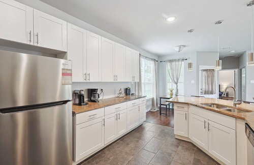 Central Arlington Cottage | 4BR Home in the Heart of Cowboy Nation!