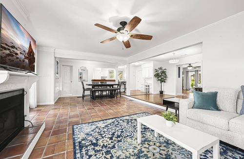 Mid City South House | 4BR Home Near LSU – Walk to Campus & Lakes!
