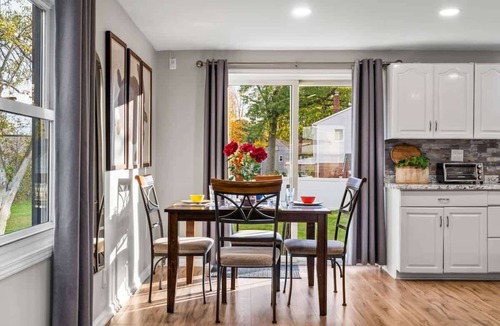 Teaneck House | 4BR Home, Parking Space, Mins to NYC & Time Square