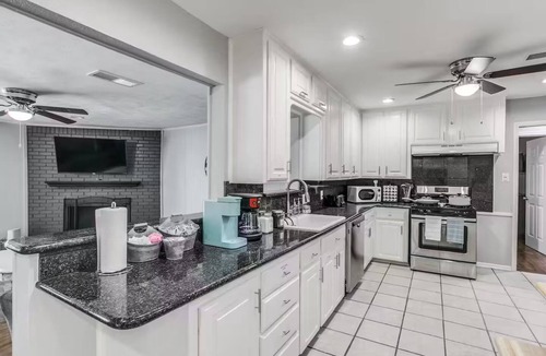 Bedford House | 4BR Home with Pool, Golf, Game Room, Fire Pit, Near Stadium & DFW