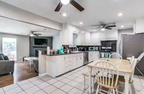 Bedford House | 4BR Home with Pool, Golf, Game Room, Fire Pit, Near Stadium & DFW