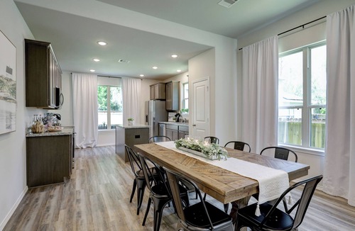 Montgomery House | 4BR house in Montgomery w/WiFi, AC, Backyard 10 mins Lake Conroe, Sleeps 13