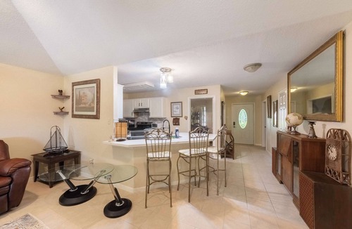 Texas City House | 4BR House with Private Yard & BBQ, Near NASA