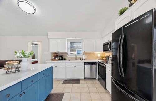 La Porte House | 4Br La Porte Private Sanctuary: Grill | Backyard | Office