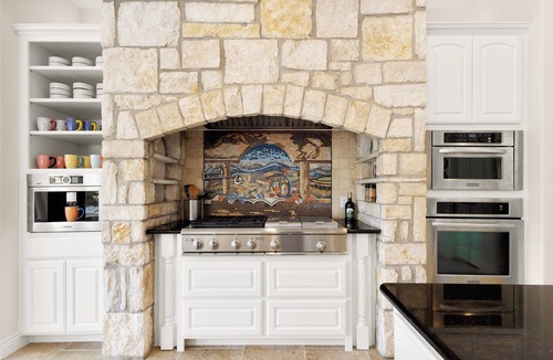 Oak Shores On Lake Austin House | 4BR Lake Austin Estate | Private Dock + Wake Surf Water | 200 Ft Frontage