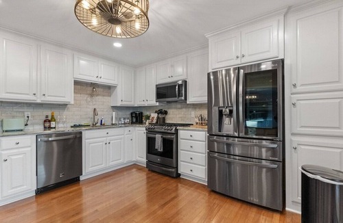 Caryville House | 4BR Lakefront Getaway,Hot Tub,Dock