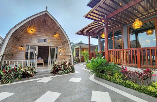 Kerambitan Villa | 4BR Luxury Villa with Panoramic Mountain Views