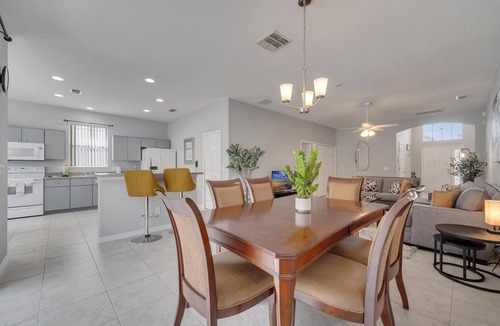 Crystal Cove House | 4BR Pool Home – at Crystal Cove
