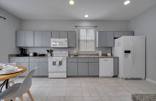 Crystal Cove House | 4BR Pool Home – at Crystal Cove
