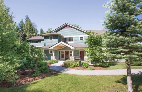 Jeffersonville Condo | 4BR Presidential Owls Escape | Trails & Adventure