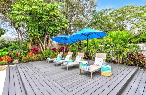 Hunt Club House | 4br Private Guest Suite Pool PGA Beaches
