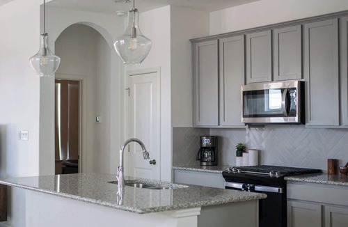 Hutto House | 4BR/Private Pool/Game Loft/Fitness/8 min Kalahari