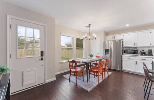 Pflugerville Apartment | 4BR Retreat Near Austin | Backyard & Fire pit