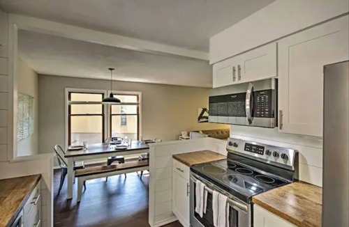 Bella Vista House | 4BR Retreat off Tunnel Vision, near Bike Park Golf Hike Swim Pickleball Kayak