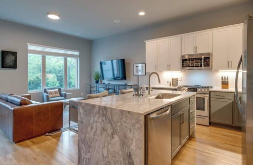 Haynes Area House | 4BR Rooftop & firepit-15min drive to Broadway