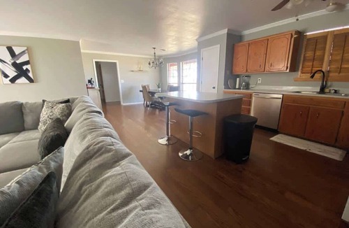 Amarillo House | 4BR Sleep 14 Group Reunion Home Pet OK Amarillo TX
