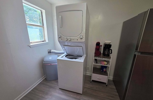 Medicine Park Cabin | 4BR Slps 10, 3 Kings|Walk to Town, Trails+Parking