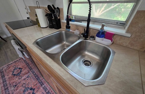Medicine Park Cabin | 4BR Slps 10, 3 Kings|Walk to Town, Trails+Parking