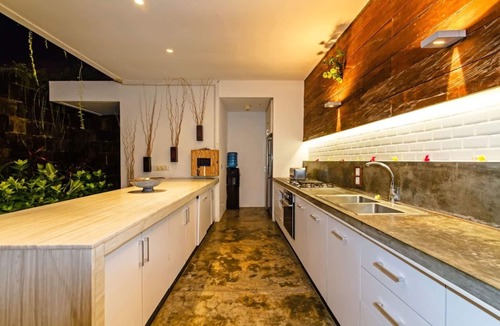 Dyanapura Villa | 4BR Villa Besok