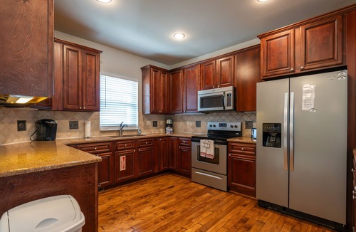 Branson House | 4BR WALK-IN Villa ~ All Master Suites! ~ Pool ~ FREE TICKETS INCLUDED! (V120)