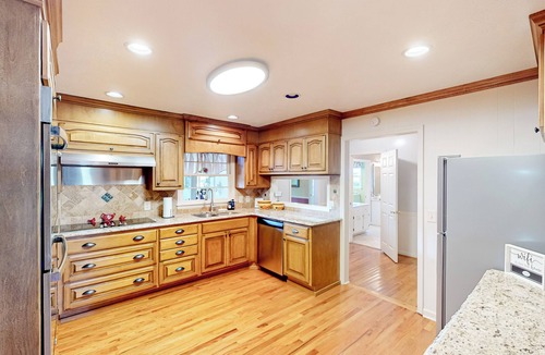 Orchard Hill House | 4BR Waterview Home w/Pool, Fire Pit & Fishing