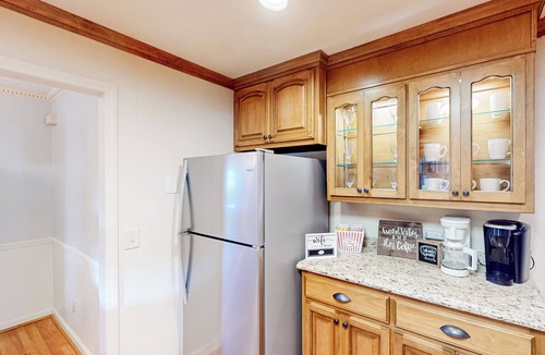 Orchard Hill House | 4BR Waterview Home w/Pool, Fire Pit & Fishing