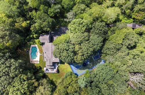 Weston House | 4BR Weston Retreat w/Pool, Basketball Court, Fire Pit & 3 Acres