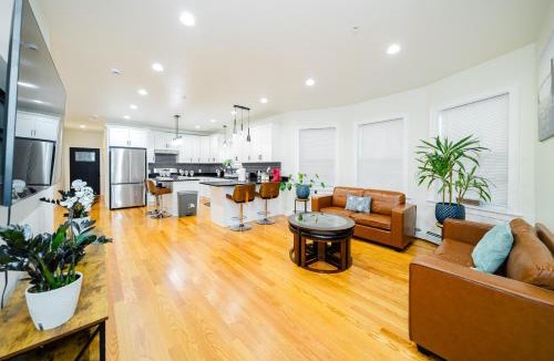 Worcester Apartment | 4BR Worcester Family Home - Spacious Kitchen - Near Parks & Dining - Summer Ready 16-1