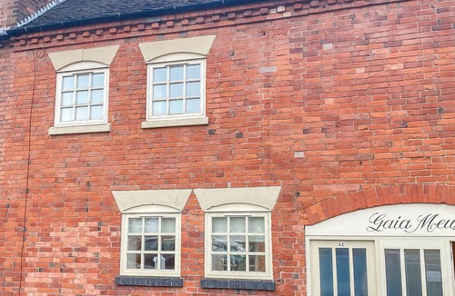 Lichfield Apartment | 4c Gaia Lane