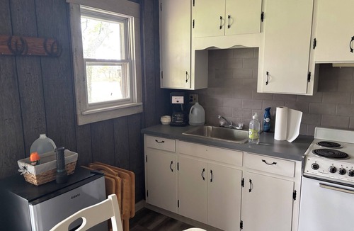 Liberty Cabin | 4F Hunting Cabin Retreat in rural Cherryvale, KS