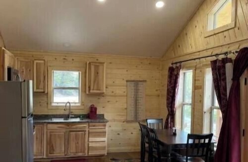 Red River Cabin | 4K River Ranch River Cabin 3 (sleeps 4)