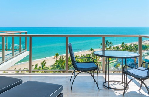 Bal Harbour Condo | 4MM Oceanfront Residence- Finest Bal Harbour Resort by Guaranteed Rental™