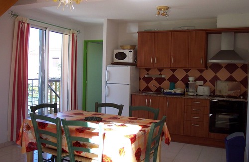 Latour-Bas-Elne Apartment | 4pers toit terrasse balcons wifi jardin parking 2km mer possible animaux