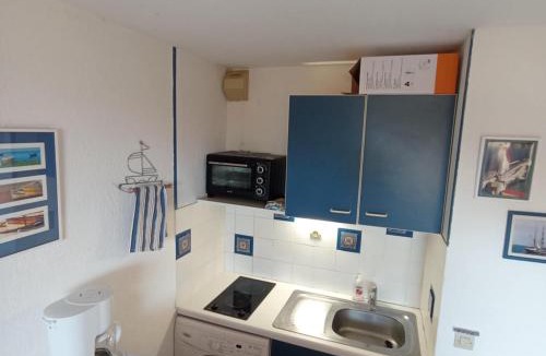 Collioure Apartment | 4RB86 Appartement type T2 cabine dans résidence bord de mer à Collioure