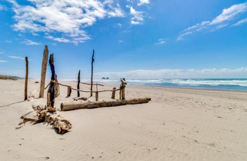 Rockaway Beach House | 4th Avenue Beach Cottage