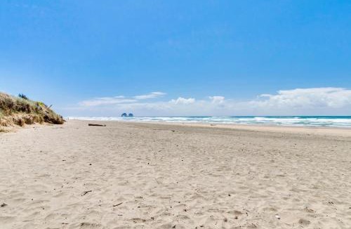 Rockaway Beach House | 4th Avenue Beach Cottage