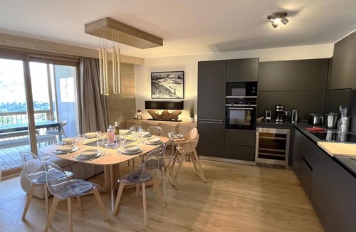 Bergers Apartment | 4th floor, fitness, swimming pool, sauna, hammam, balcony, tv, ski locker, 98m², Alpe d'Huez