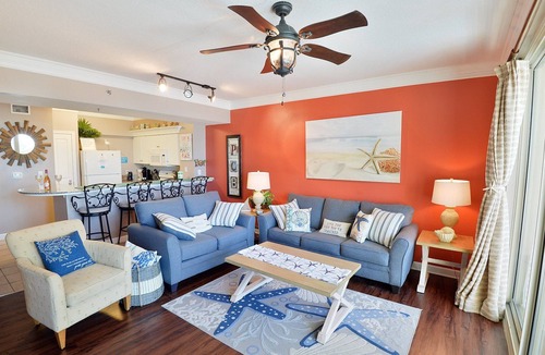 Panama City Beach Condo | 4th Flr 1 Bdrm+Bunks/2Bath. Upgraded! Sleeps 6
