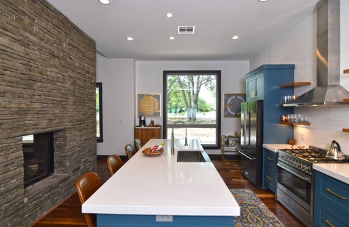 Quinlan House | 4th Nt Free! Luxury Waterfront Hot Tub Kayaks Views