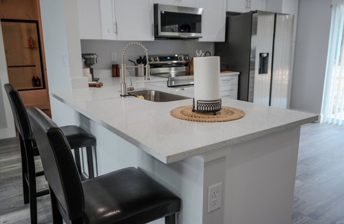 Ocala House | 5.0 Rated 3BR Retreat Gated Patio Near WEC